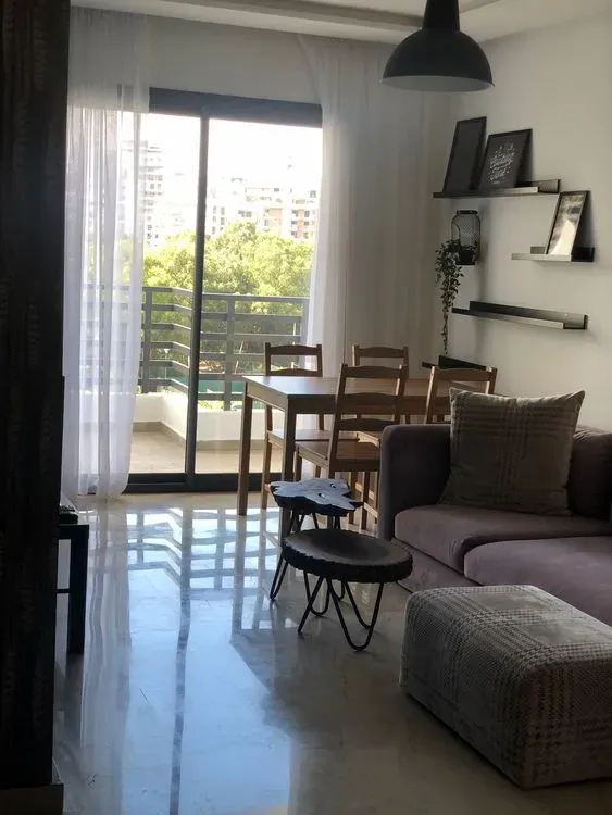 Appartement à louer 8 000 dh 50 m² avec 1 chambre - Beauséjour Casablanca