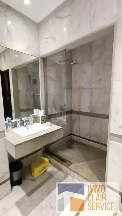 Appartement à vendre 4 100 000 dh 219 m², 3 chambres - Bouskoura Ville 