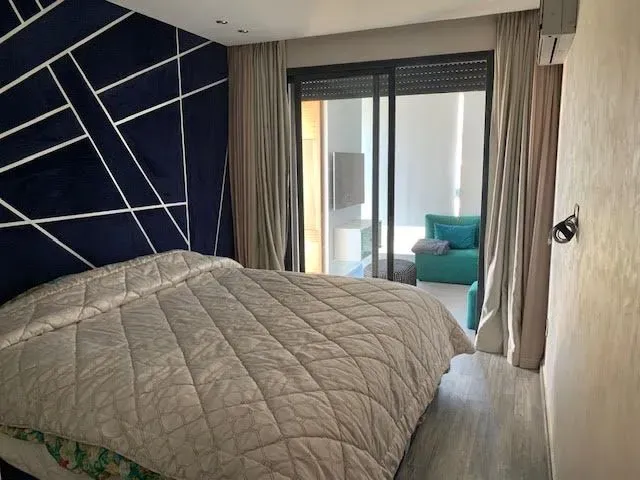 Appartement à vendre 1 600 000 dh 130 m², 3 chambres - Dar Bouazza 