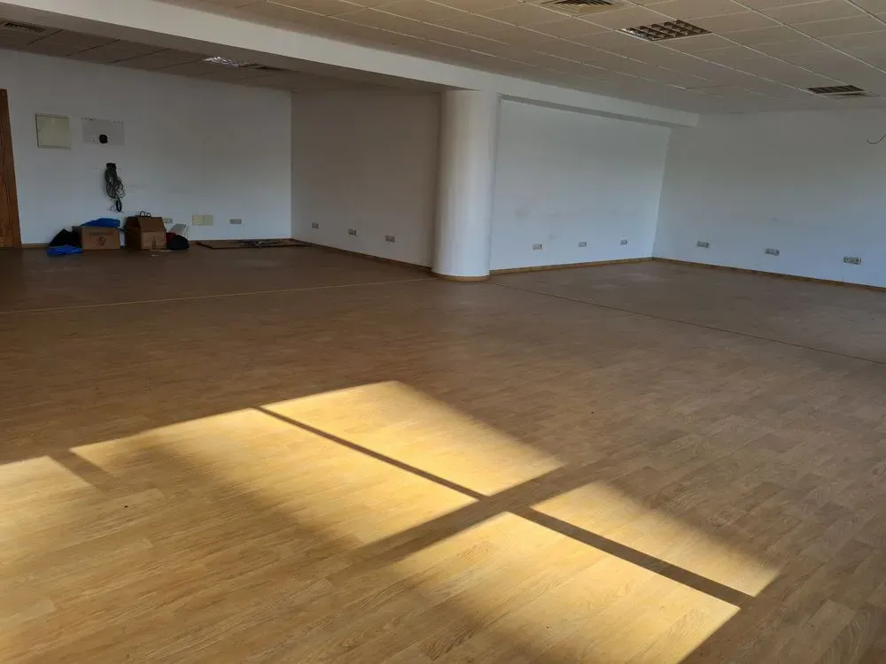 Bureau à louer 19 000 dh 136 m² avec 1 pièce - Palmier Casablanca | Agenz