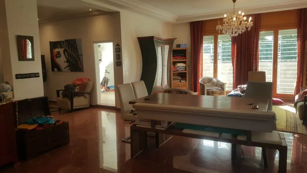 Villa à vendre 5 200 000 dh 499 m² avec 3 chambres - Maârif Casablanca