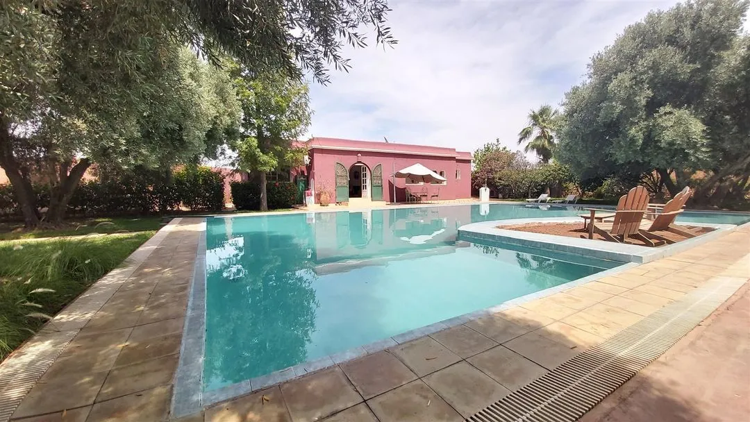 Villa vendu 5 760 m², 7 chambres - Route de Fès Marrakech