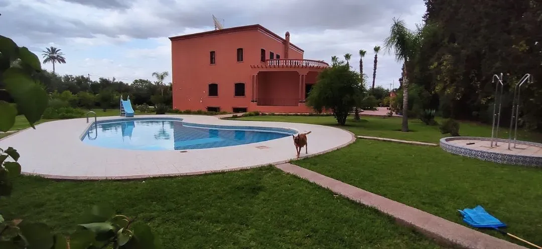 Villa à vendre 12 000 000 dh 7 500 m², 8 chambres - Sidi Ghanem Marrakech