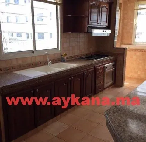 Appartement à louer 17 000 dh 220 m² avec 4 chambres - Haut Agdal Rabat