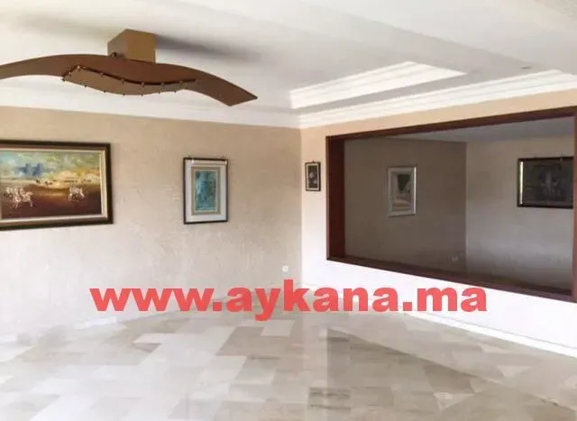 Appartement à louer 17 000 dh 220 m² avec 4 chambres - Haut Agdal Rabat