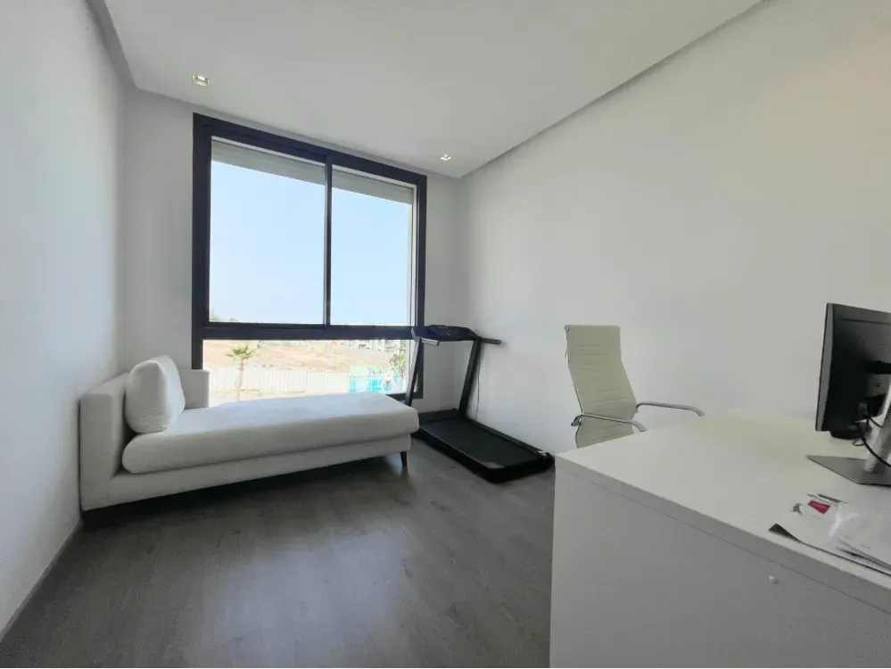 Appartement à louer 16 900 dh 180 m² avec 3 chambres - Dar Bouazza Nouaceur | Agenz