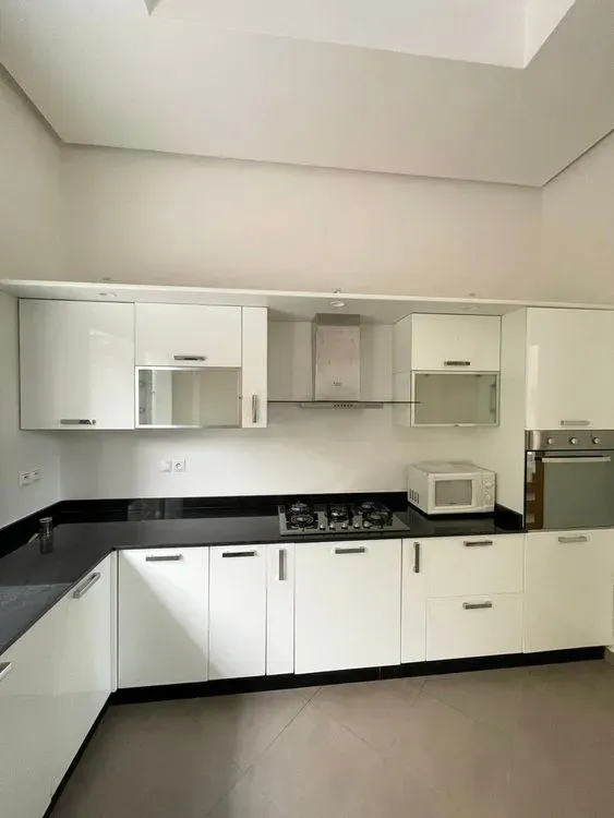 Villa à louer 30 000 dh 350 m² avec 4 chambres - Tamaris Nouaceur | Agenz