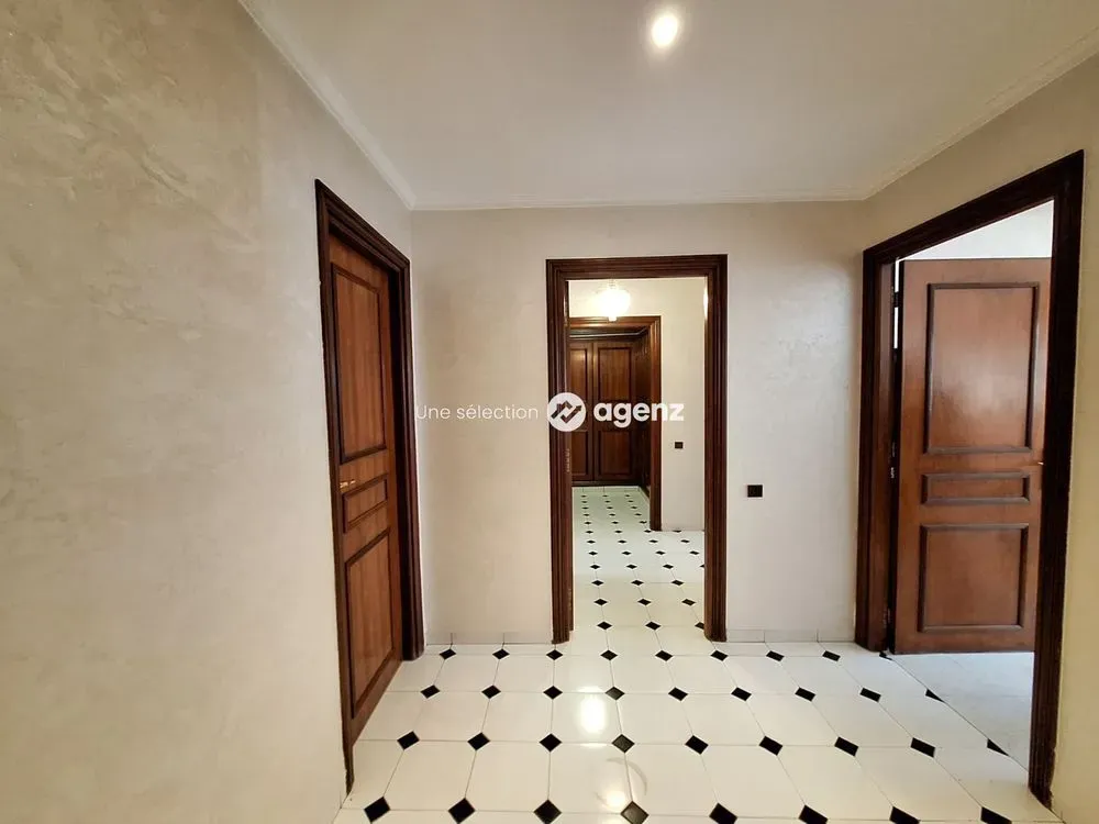 Appartement à vendre 2 500 000 dh 171 m² avec 3 chambres - Les Hôpitaux Casablanca | Agenz