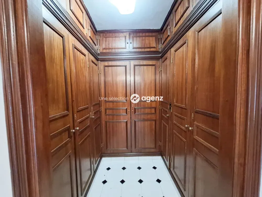 Appartement à vendre 2 500 000 dh 171 m² avec 3 chambres - Les Hôpitaux Casablanca | Agenz