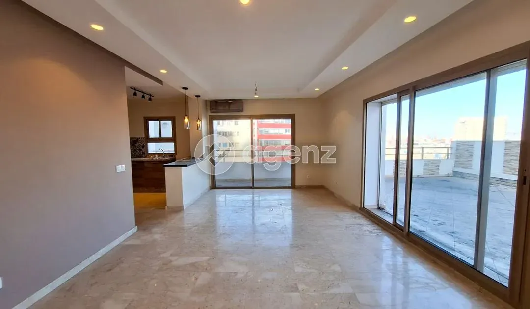 Appartement à vendre 1 280 000 dh 118 m², 2 chambres - Roches Noires Casablanca
