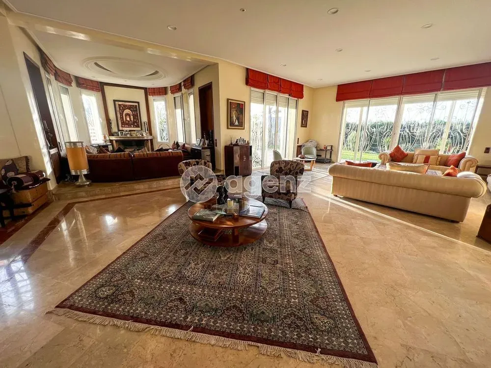 Villa à vendre 22 000 000 dh 2 502 m² avec 5 chambres - Dar Bouazza 