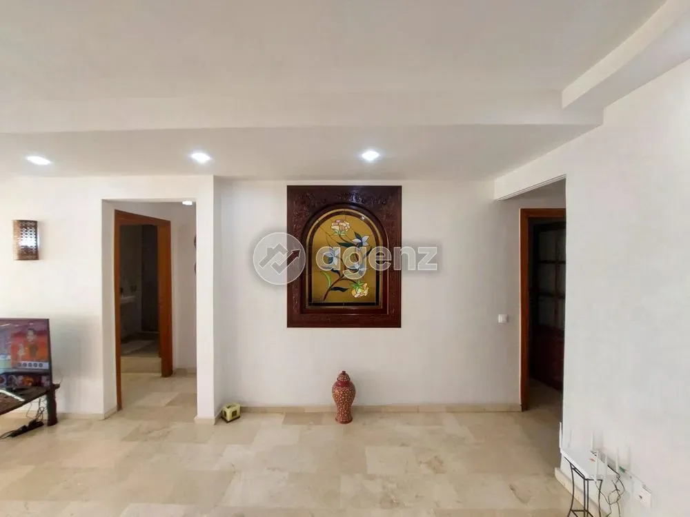 Appartement à vendre 2 100 000 dh 131 m² avec 3 chambres - Les princesses Casablanca