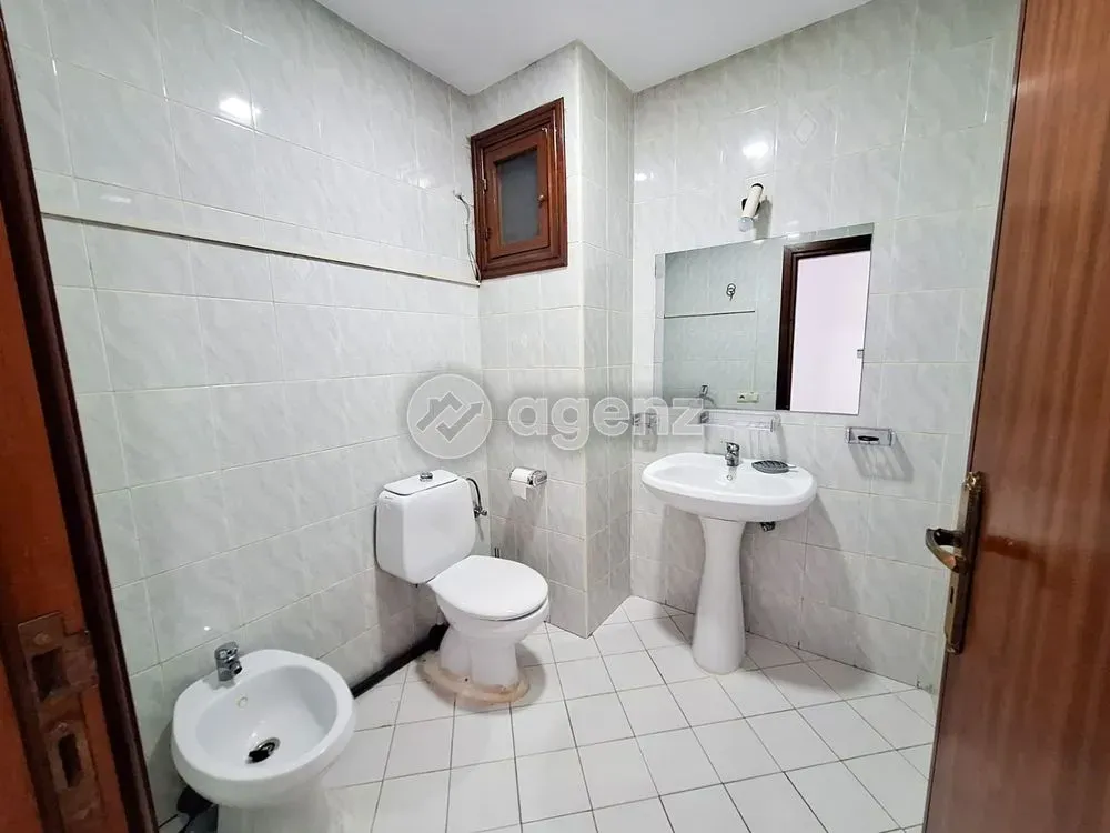 Appartement à vendre 1 600 000 dh 139 m² avec 3 chambres - Les Hôpitaux Casablanca | Agenz