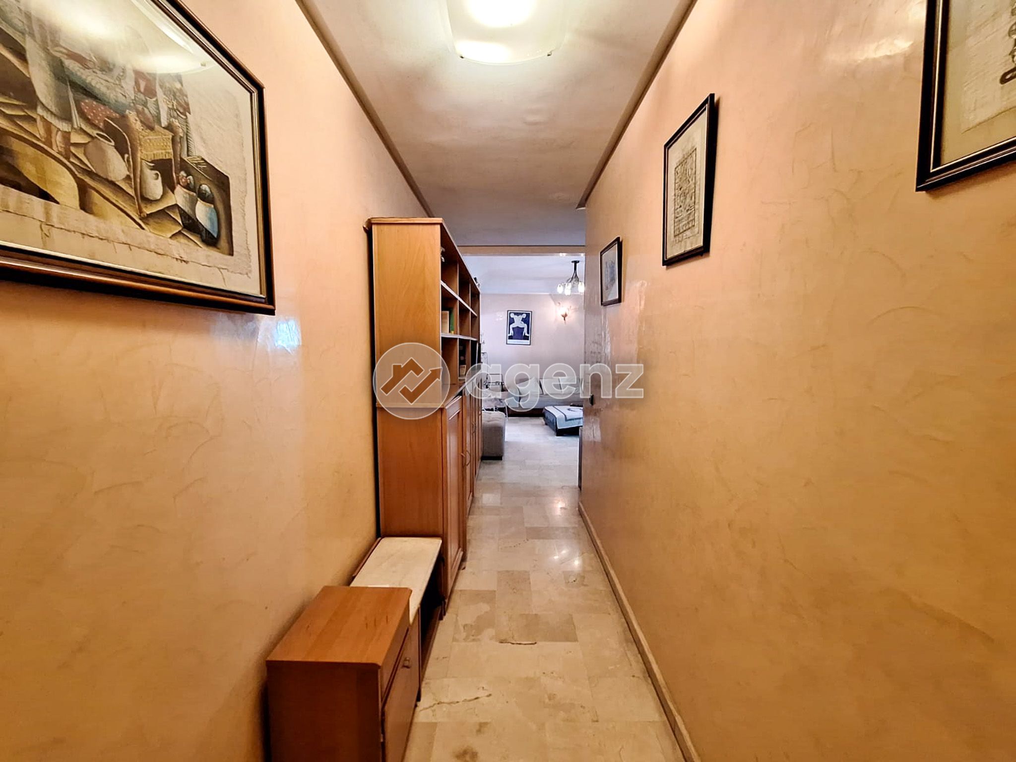 Superbe Appartement de 2 chambres à vendre à Val Fleurie — 2