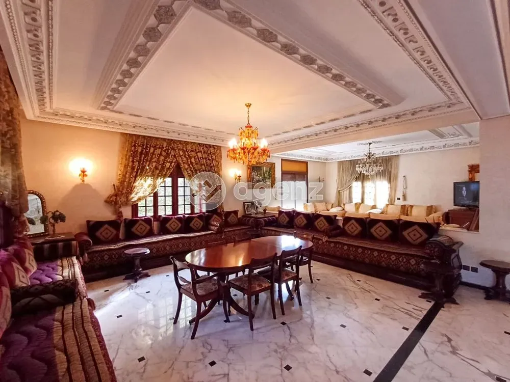 Villa à vendre 6 250 000 dh 290 m² avec 4 chambres - Sidi Maarouf Casablanca