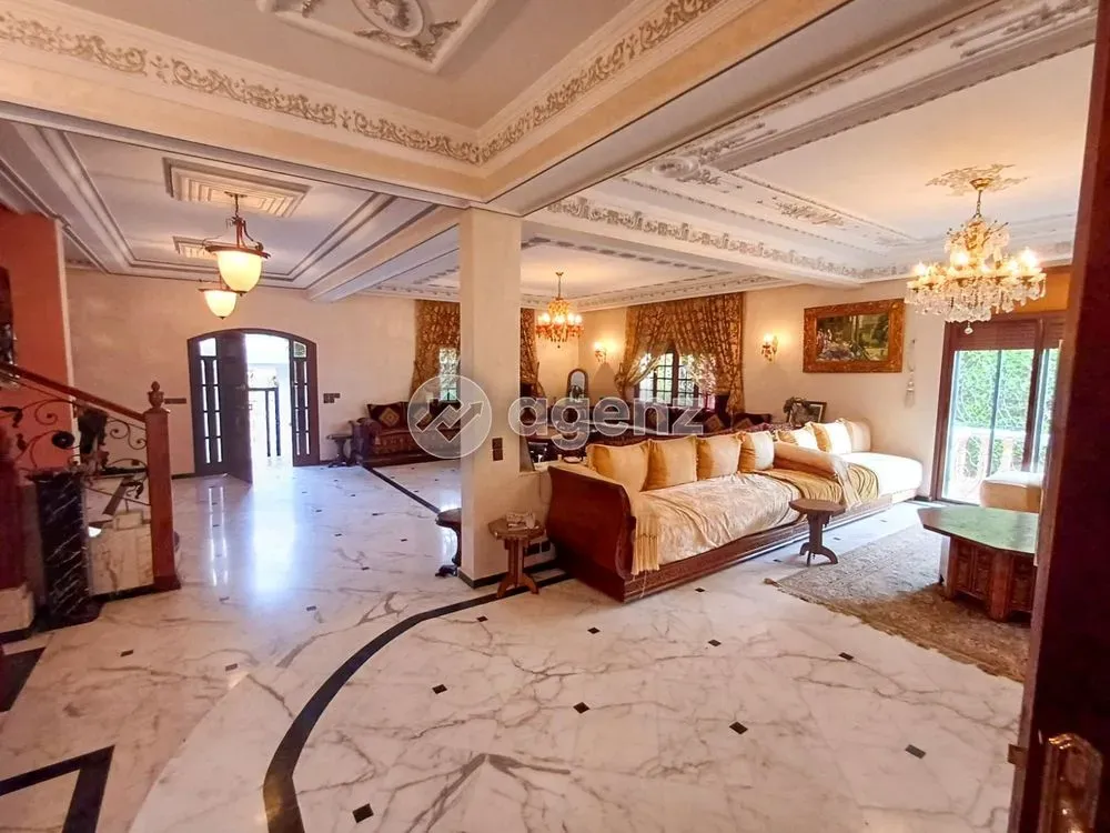 Villa à vendre 6 250 000 dh 290 m² avec 4 chambres - Sidi Maarouf Casablanca