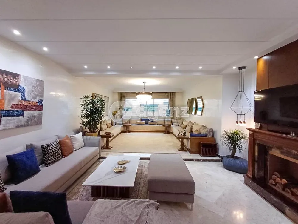 Appartement à vendre 2 500 000 dh 159 m², 3 chambres - Bd Abdelmoumen Casablanca