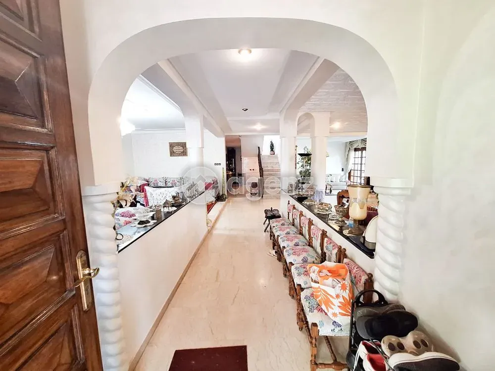 Villa à vendre 15 000 000 dh 609 m², 5 chambres - Ain Diab Extension Casablanca