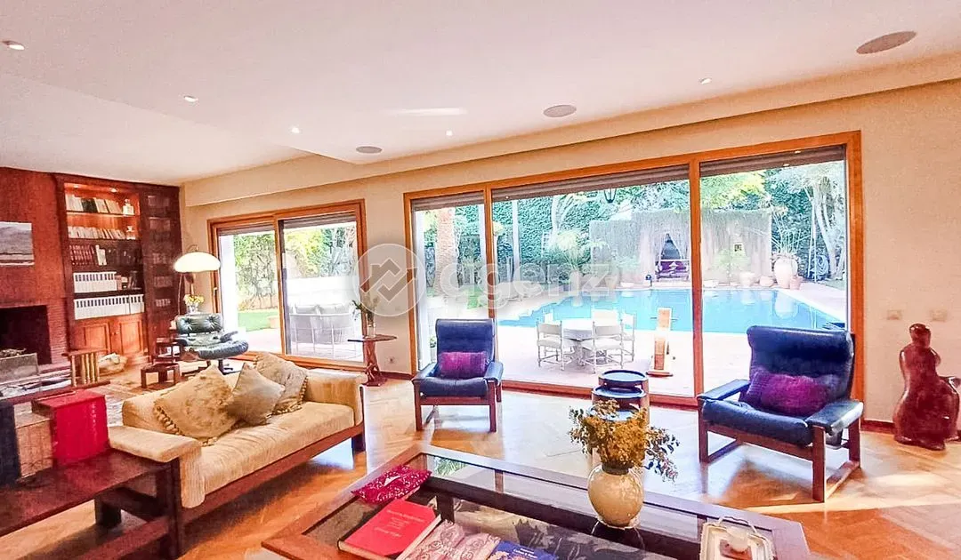 Villa à vendre 17 000 000 dh 1 069 m², 4 chambres - Californie Casablanca