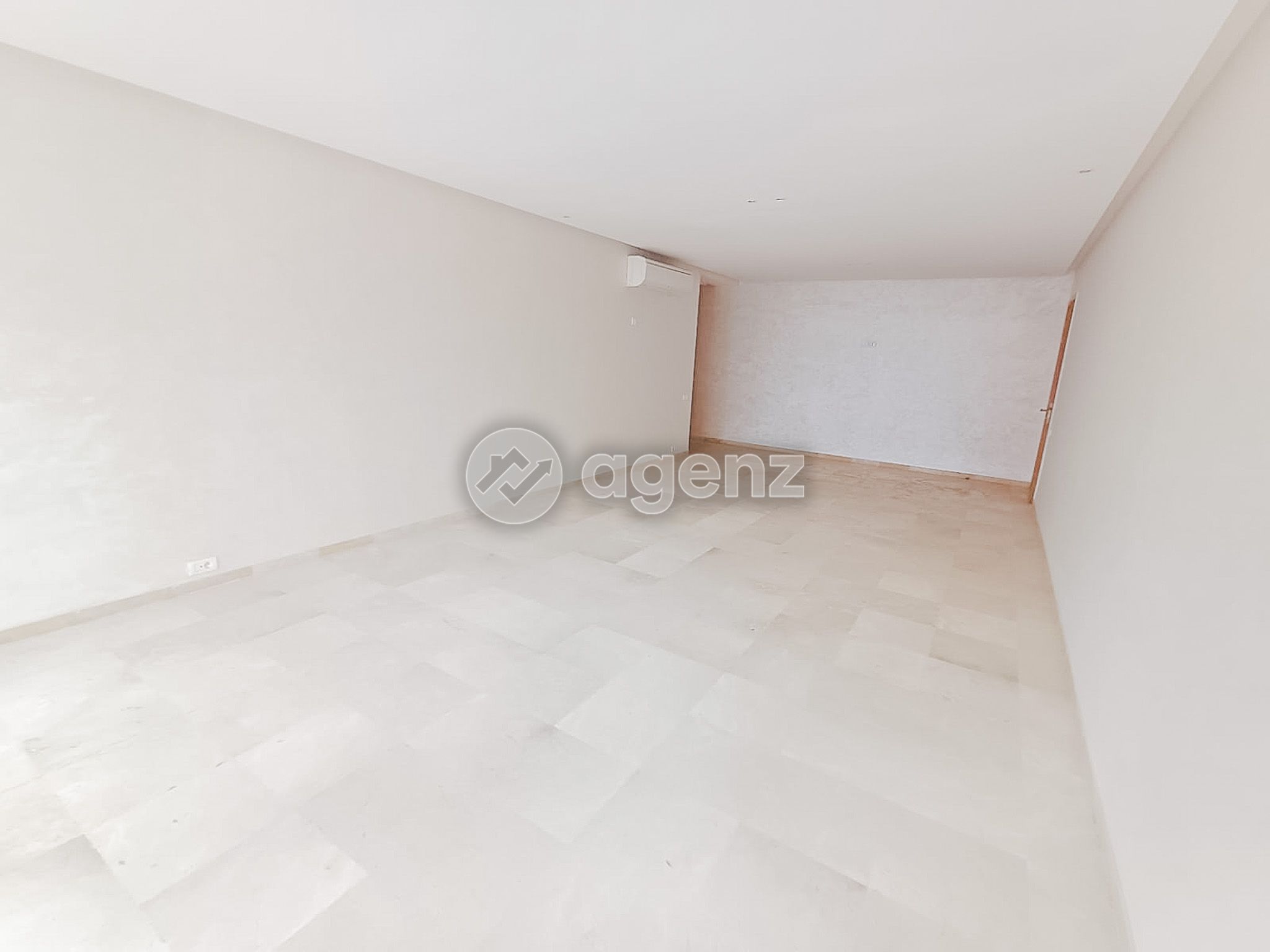 Appartement à vendre à Beauséjour — 3