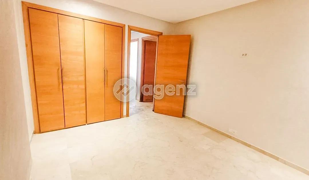 Apartment for Sale 2 000 000 dh 163 sqm, 3 rooms - Beauséjour Casablanca