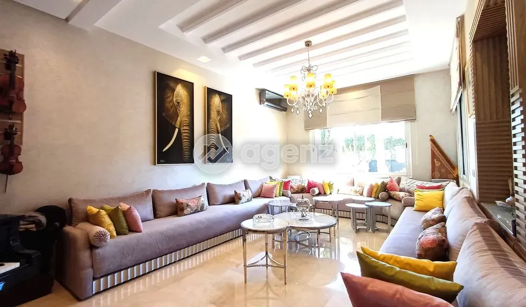 Villa for Sale 7 490 000 dh 590 sqm, 5 rooms - Bouskoura Ville 