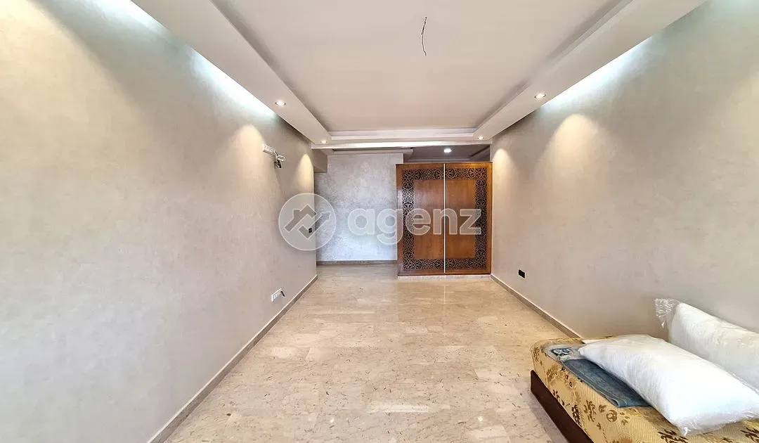 Apartment for Sale 1 700 000 dh 114 sqm, 2 rooms - Oasis sud Casablanca