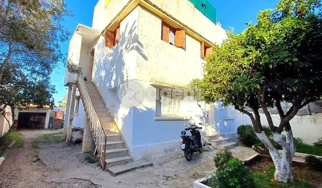 Villa for Sale 5 000 000 dh 529 sqm, 8 rooms - Takadoum Rabat