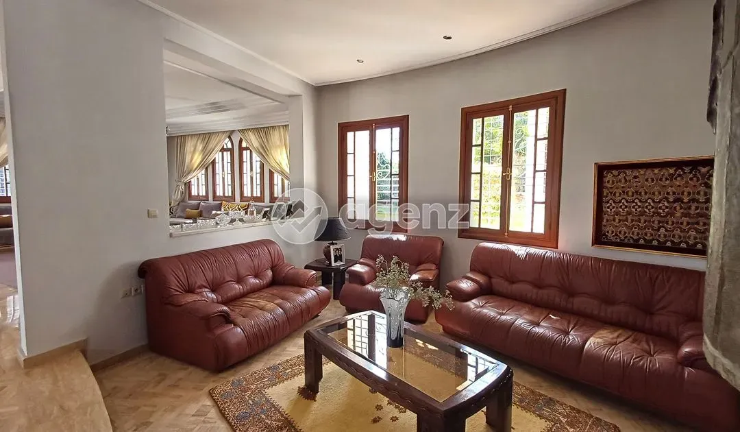 Duplex à vendre 36 000 000 dh 3 000 m², 8 chambres - Souissi Rabat