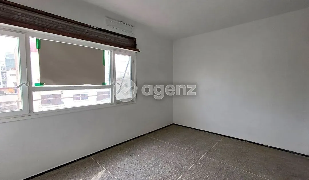 Apartment for Sale 2 000 000 dh 156 sqm, 3 rooms - Hassan - City Center Rabat