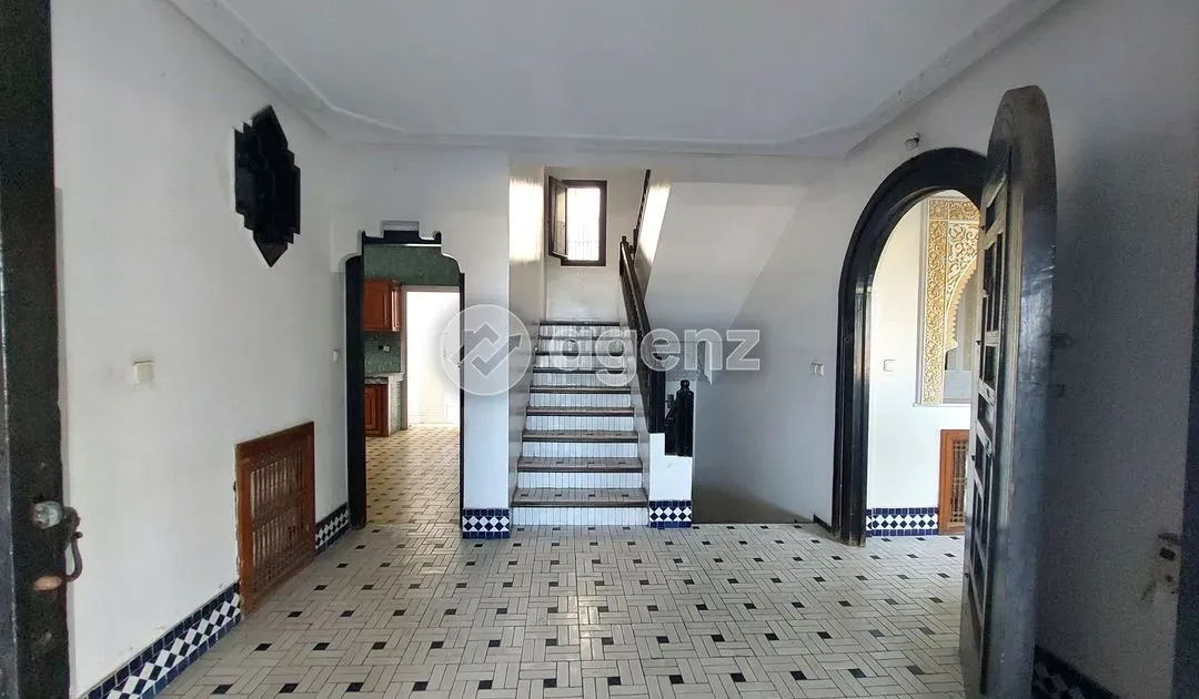 Villa for Sale 30 600 000 dh 1 224 sqm, 4 rooms - Val d'anfa Casablanca