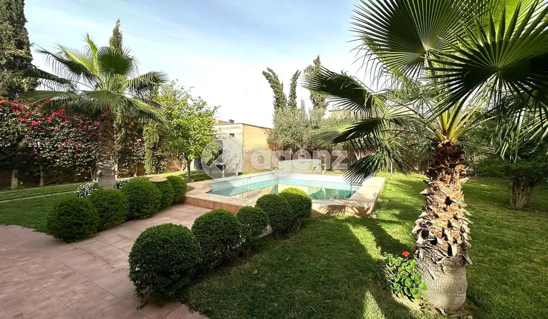 Villa for Sale 6 700 000 dh 931 sqm, 5 rooms - Targa Marrakech