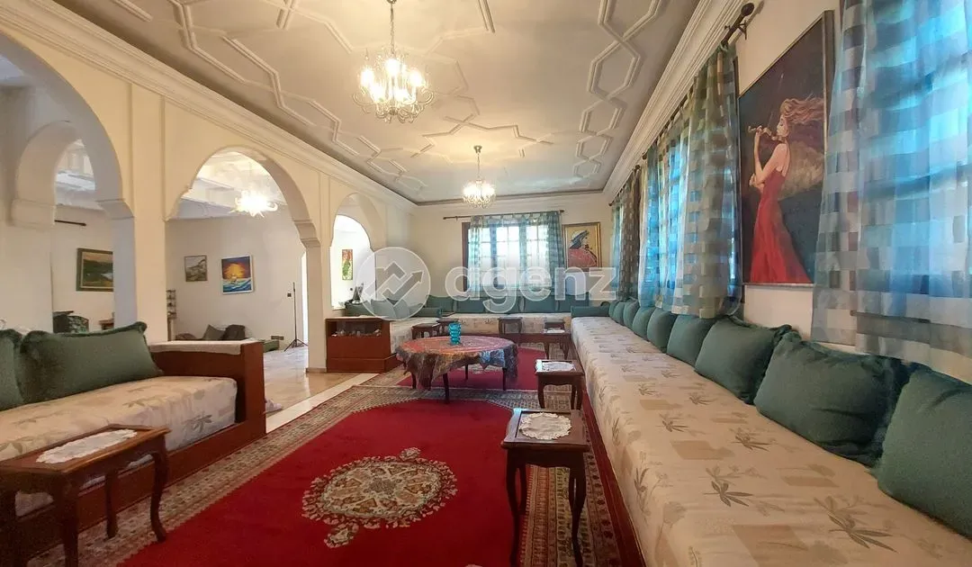Villa for Sale 5 500 000 dh 385 sqm, 4 rooms - Polo Casablanca