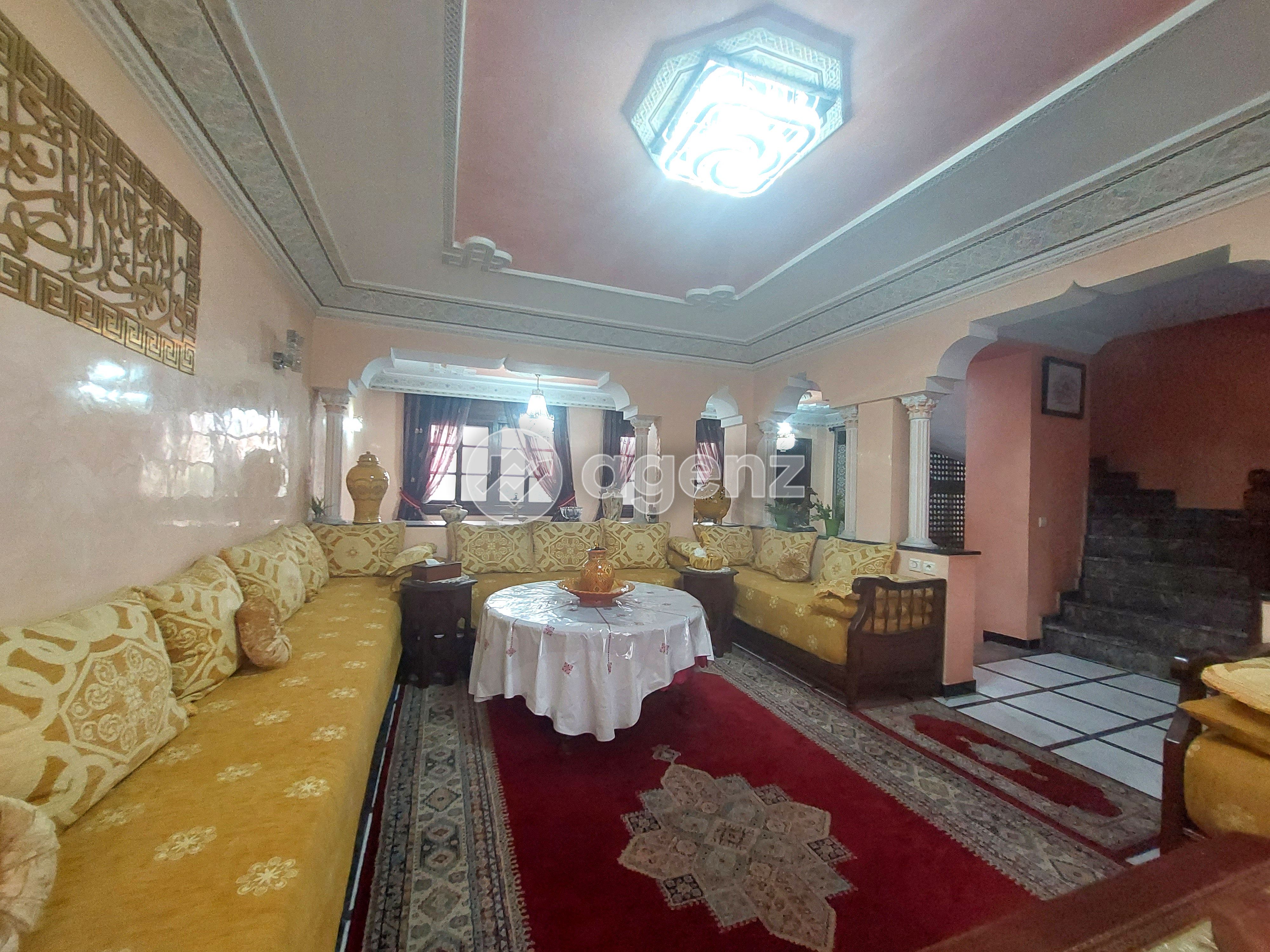Villa à vendre à Ain Chock — 3