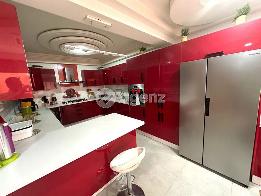 Apartment for Sale 2 300 000 dh 211 sqm, 4 rooms - Sanaoubar Marrakech
