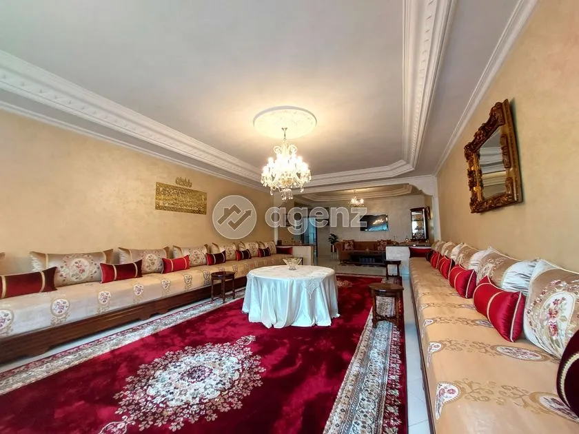 Apartment for Sale 2 700 000 dh 197 sqm, 3 rooms - Mers Sultan Casablanca