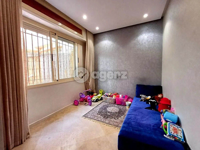 شقة للبيع 000 300 2 د٠م 137 م², 3 غرف - غرب بورجون الدار البيضاء