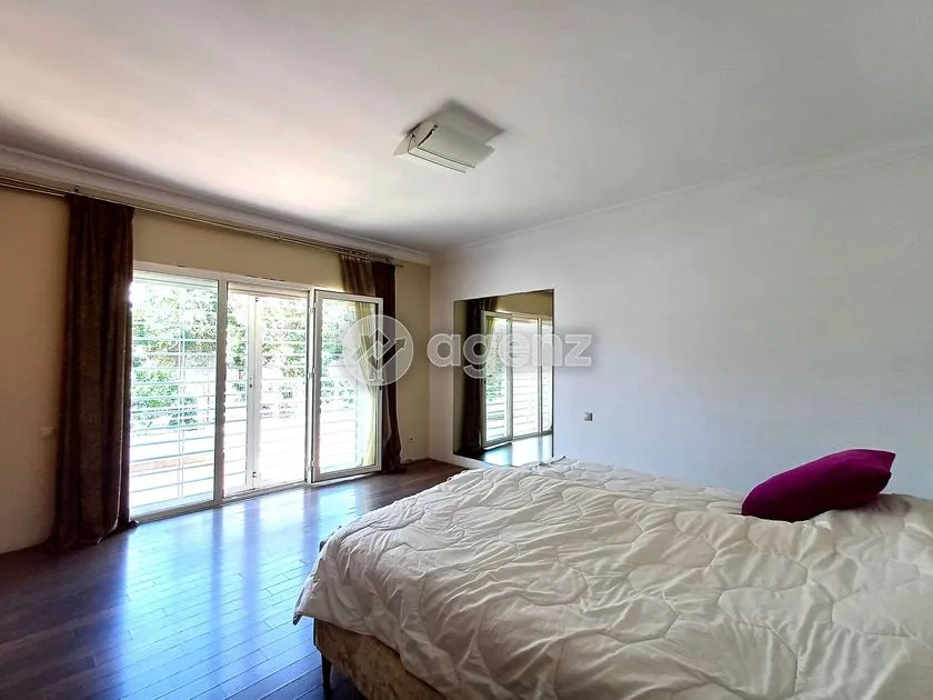 Villa for Sale 6 000 000 dh 418 sqm, 3 rooms - Florida Casablanca