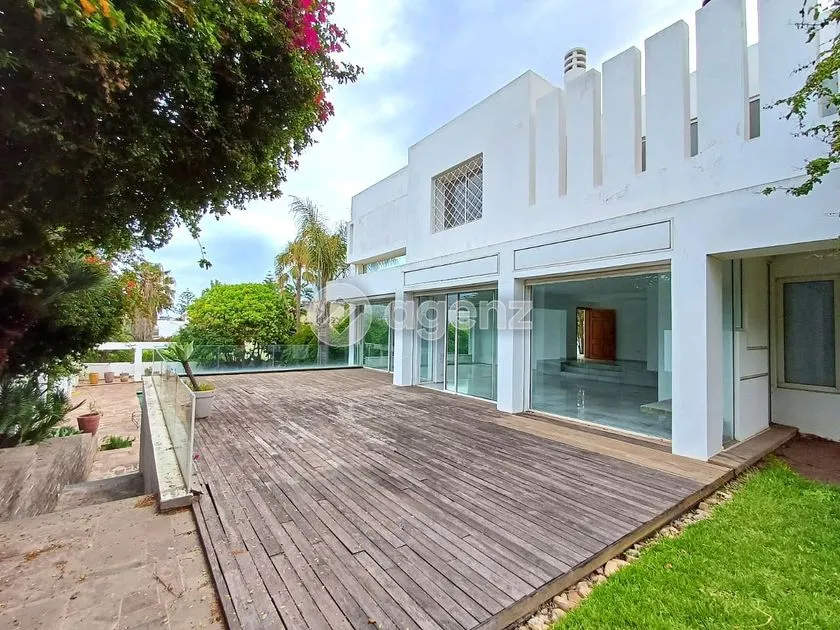Villa for Sale 19 000 000 dh 1 147 sqm, 5 rooms - Ain Diab Extension Casablanca
