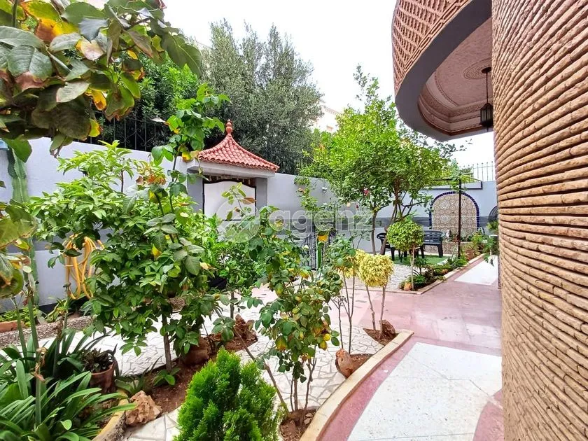 Villa à vendre 3 700 000 dh 300 m², 3 chambres - Hay Houda Agadir