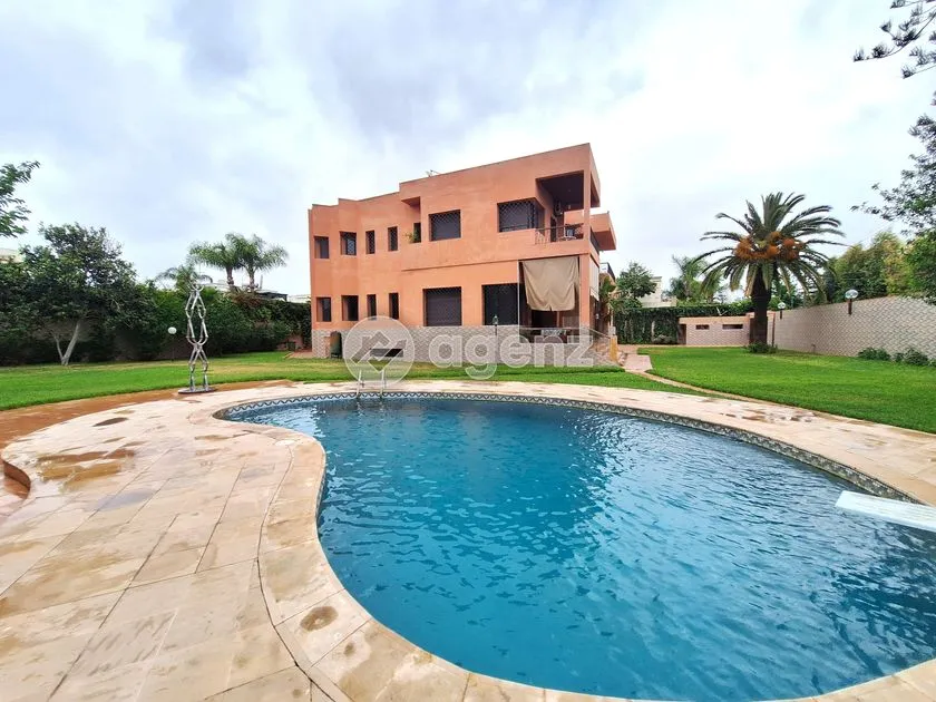 Villa for Sale 23 000 000 dh 2 302 sqm, 5 rooms - Oasis Casablanca