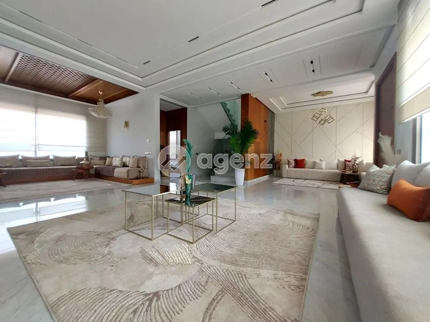Villa for Sale 8 500 000 dh 225 sqm, 6 rooms - Lekrimat Casablanca