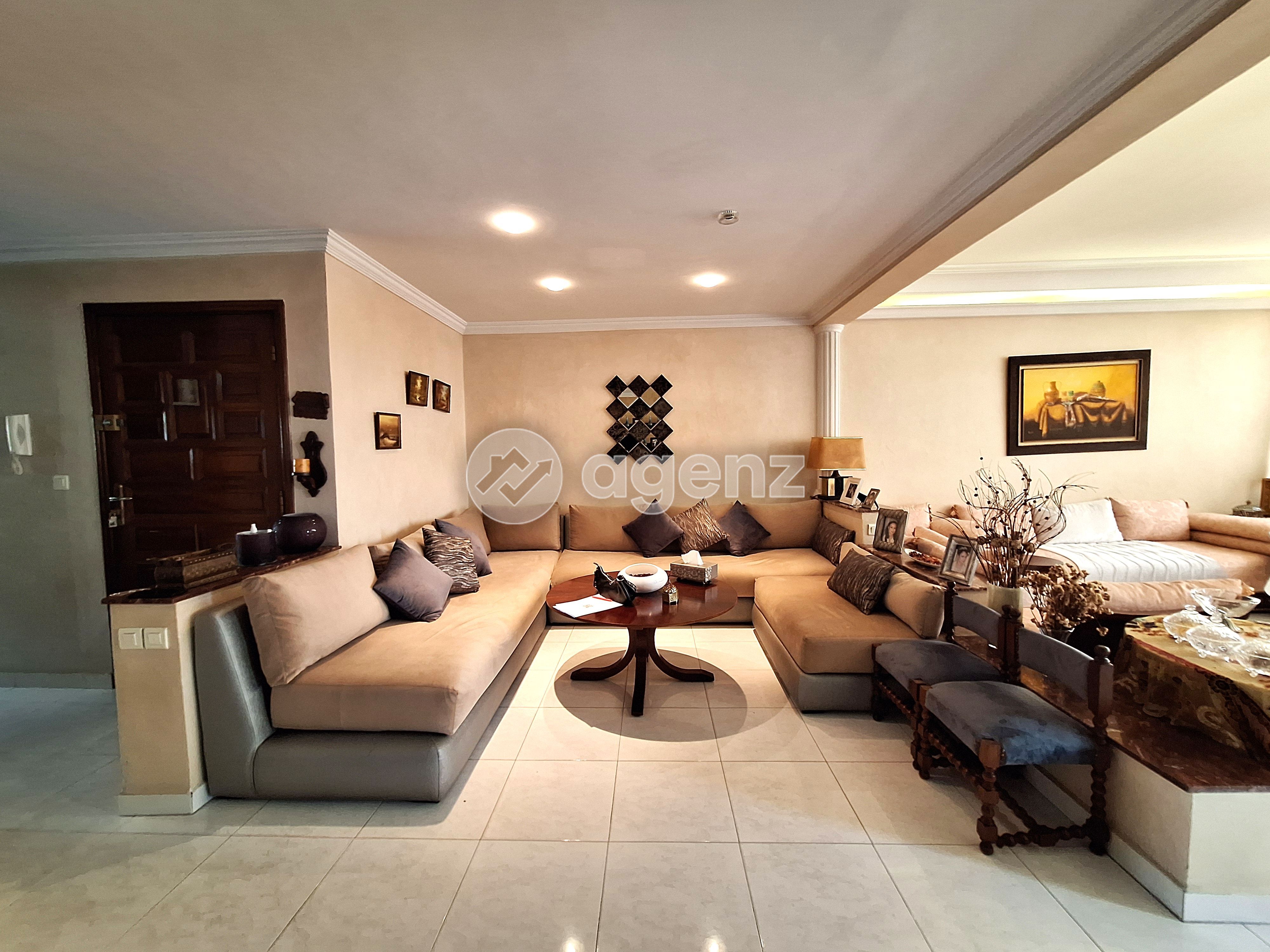 Appartement à vendre à Les Hôpitaux — 4