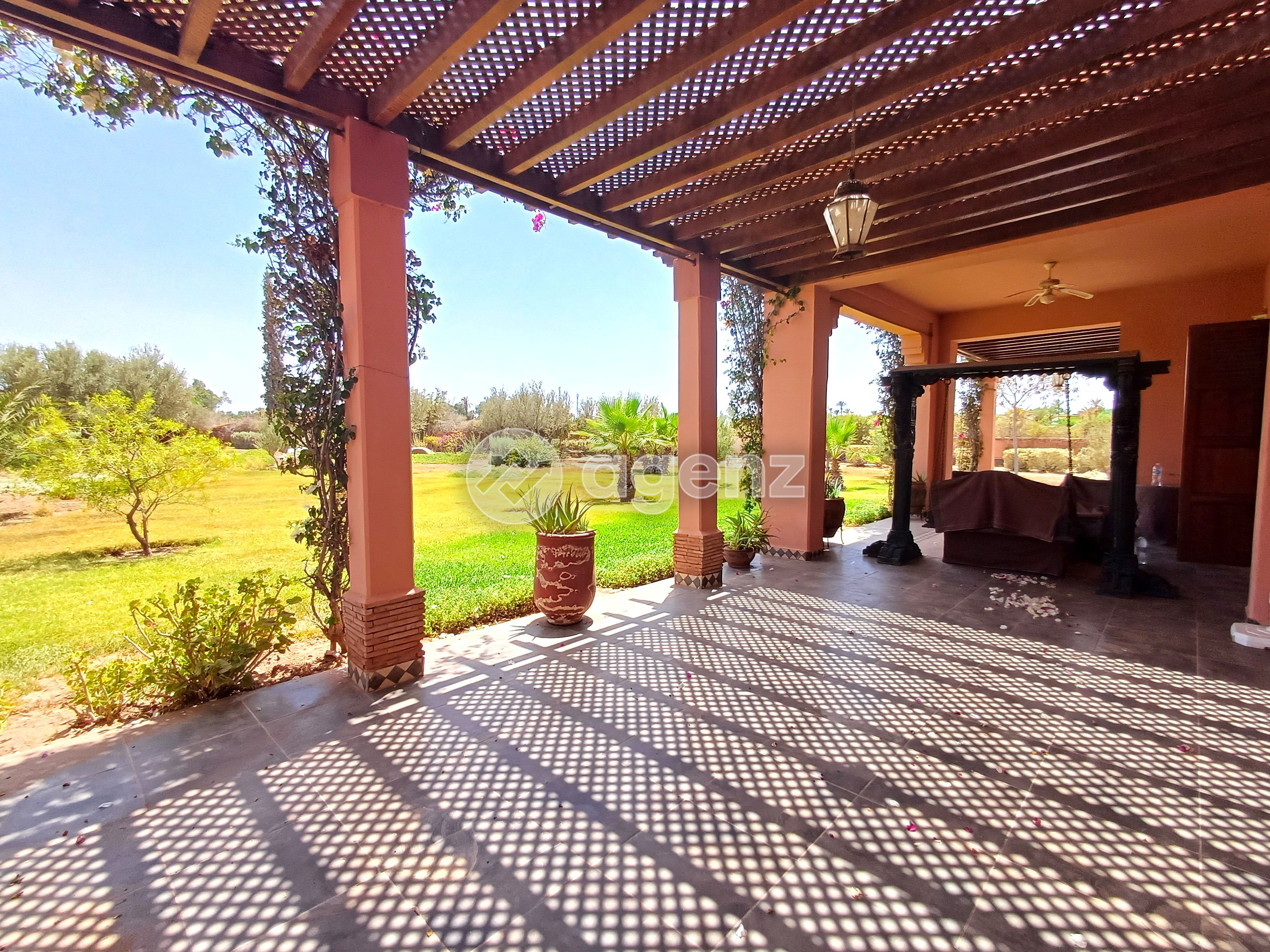 Villa à vendre à Ennakhil (Palmeraie)