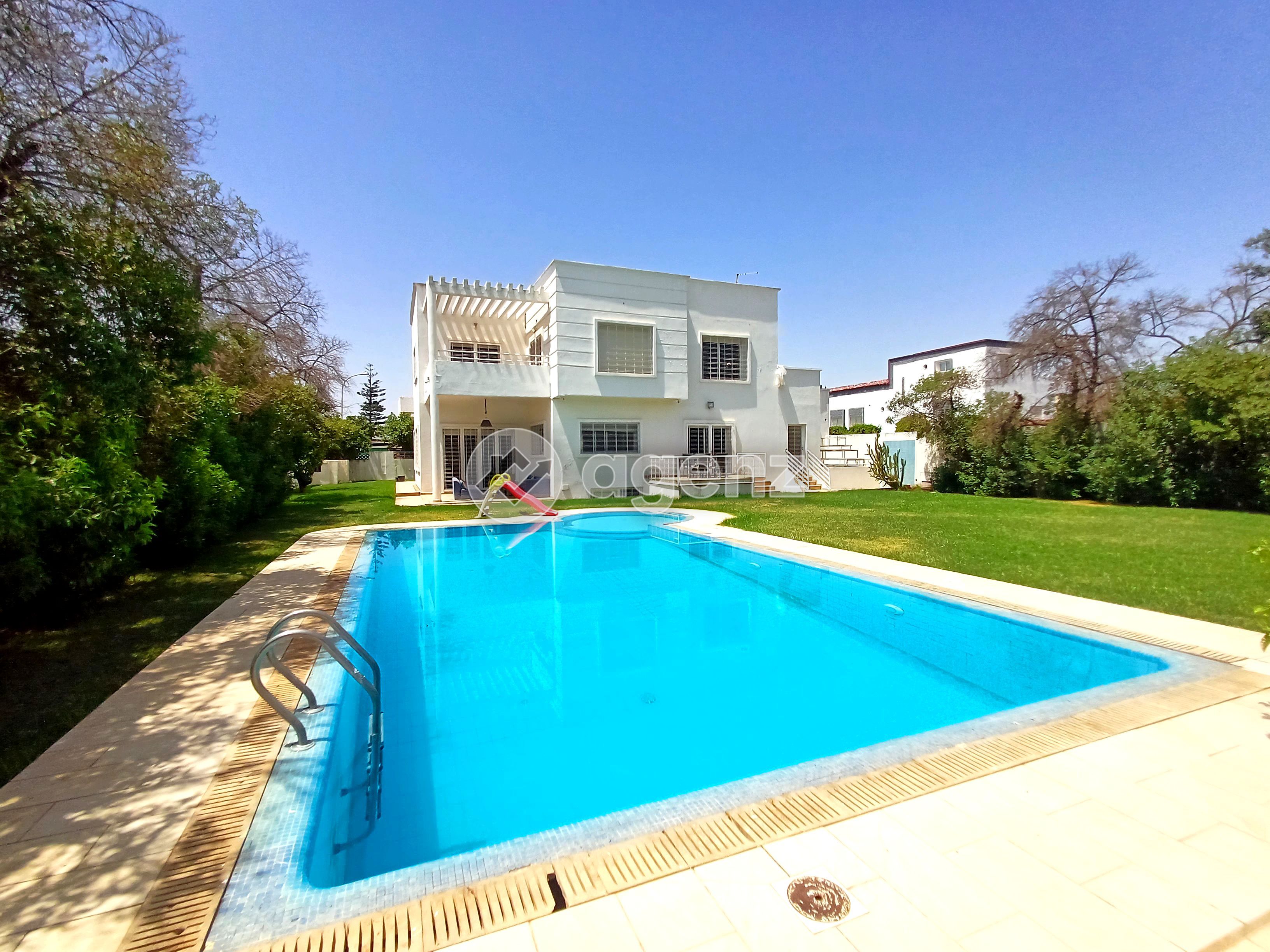 Villa — Fès