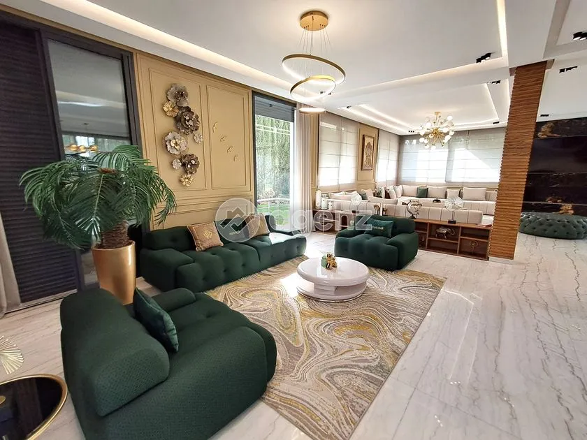 Villa vendu 1 054 m², 5 chambres - Ville Verte Bouskoura
