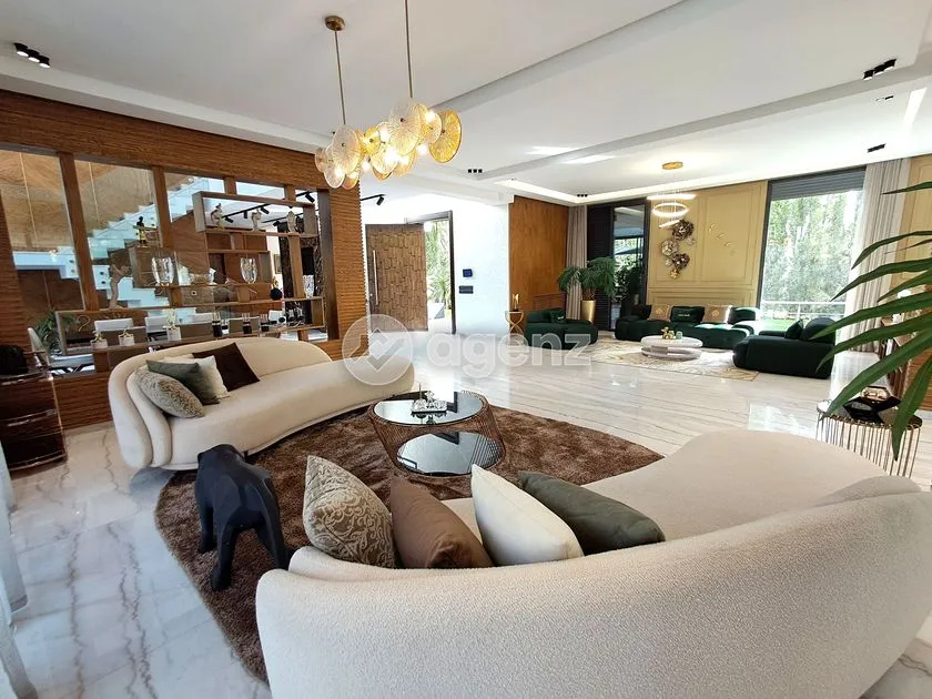 Villa vendu 1 054 m², 5 chambres - Ville Verte Bouskoura