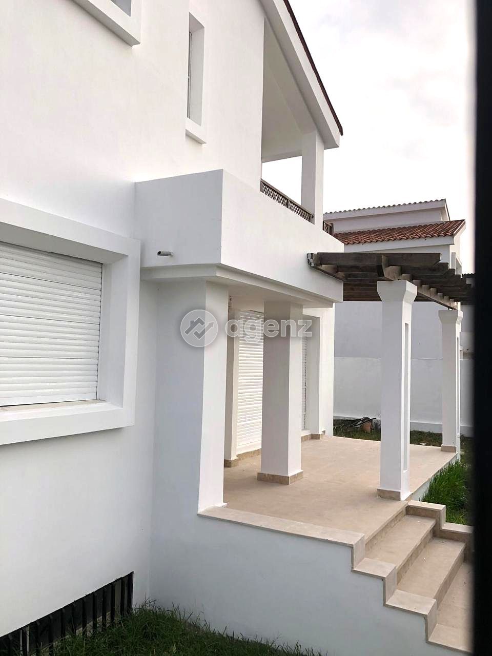 Villa à vendre à La Nouvelle Ville Ibn Batouta — 2