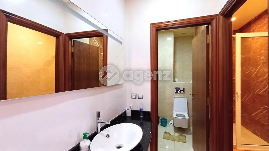 Appartement à vendre 2 650 000 dh 240 m², 3 chambres - De La Plage Tanger