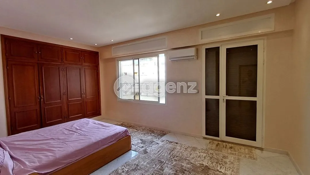 Appartement à vendre 2 650 000 dh 240 m², 3 chambres - De La Plage Tanger